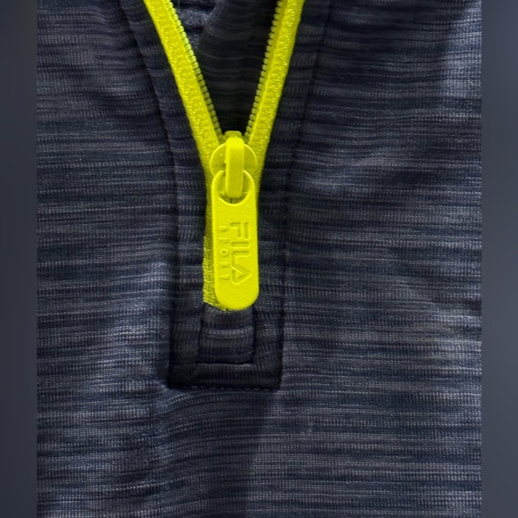 FILA Sport Running Pullover Zipper Neck Sweater- size XL - Picture 3 of 8